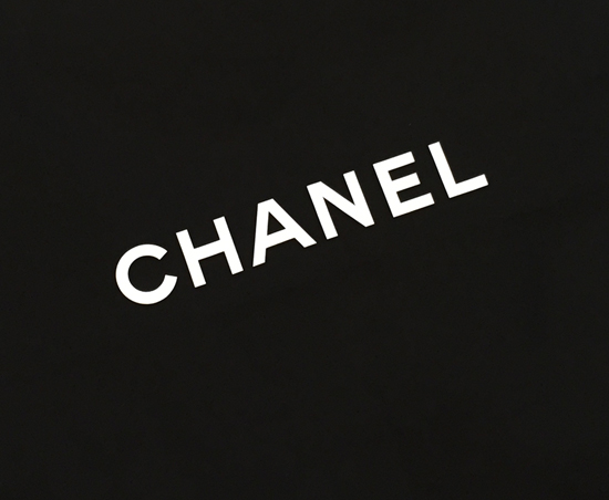 Chanel-GarmentBagCottnSnap3